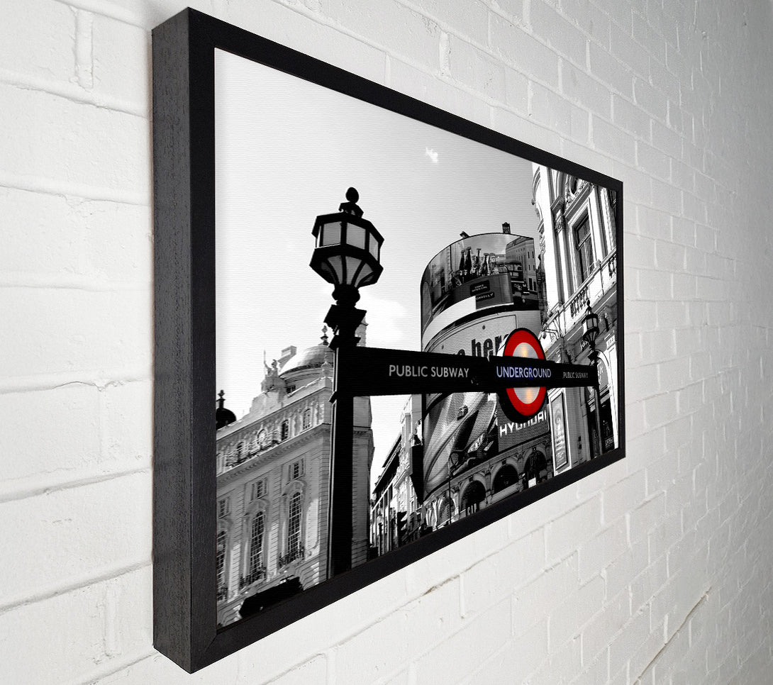  A Canvas Print of London Piccadilly Circus Canvas Art