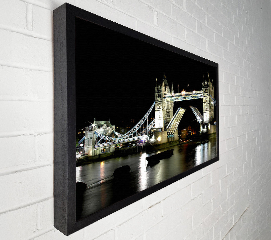  A Canvas Print of London Bridge Night Canvas Art