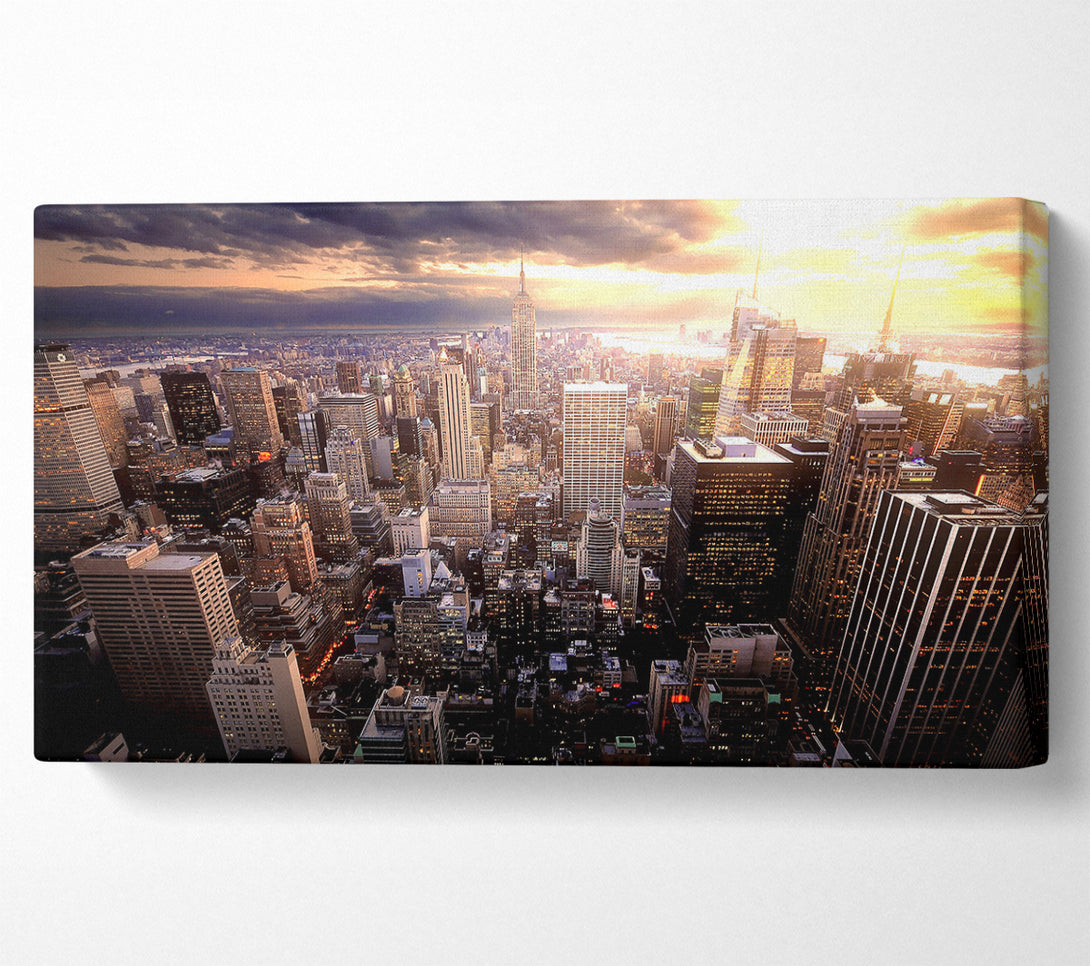  A Canvas Print of Manhattan Canvas Print