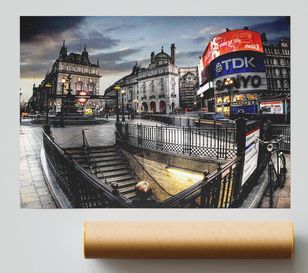 Piccadilly Circus London At Winter Giclee Print