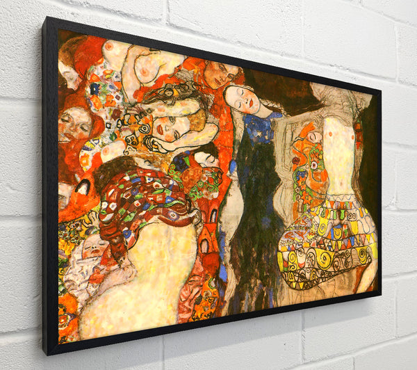 Klimt Adorn The Bride With Veil And Wreath
