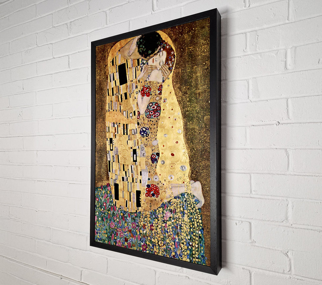  A Canvas Print of Klimt The Kiss Canvas Print