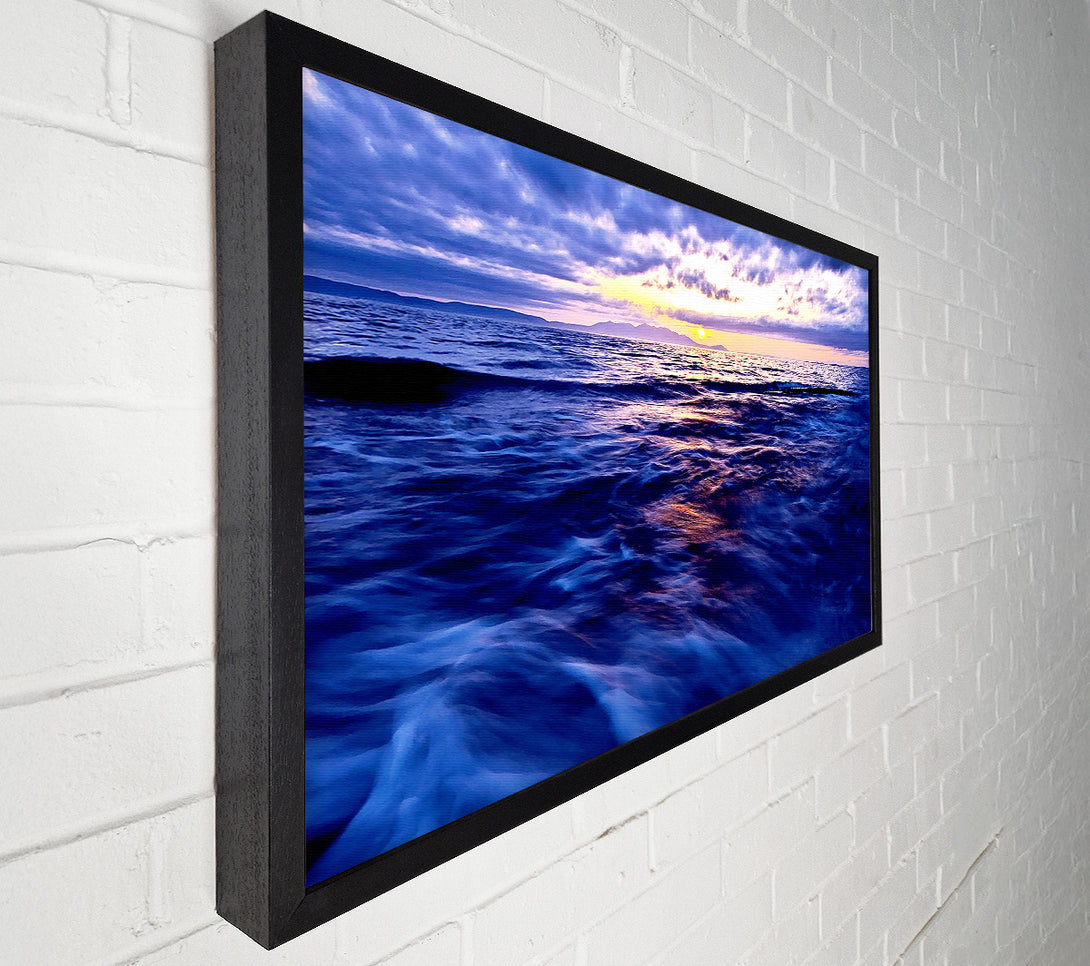  A Canvas Print of Skyline Of The Blue Ocean Canvas Wall Art