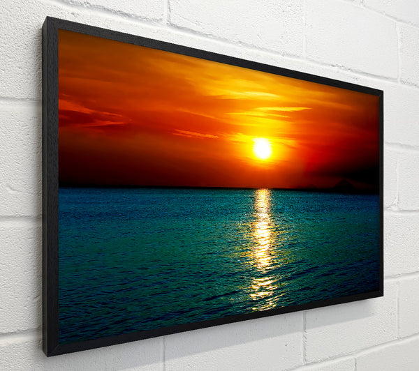 As The Sun Goes Down Over The Turquoise Ocean