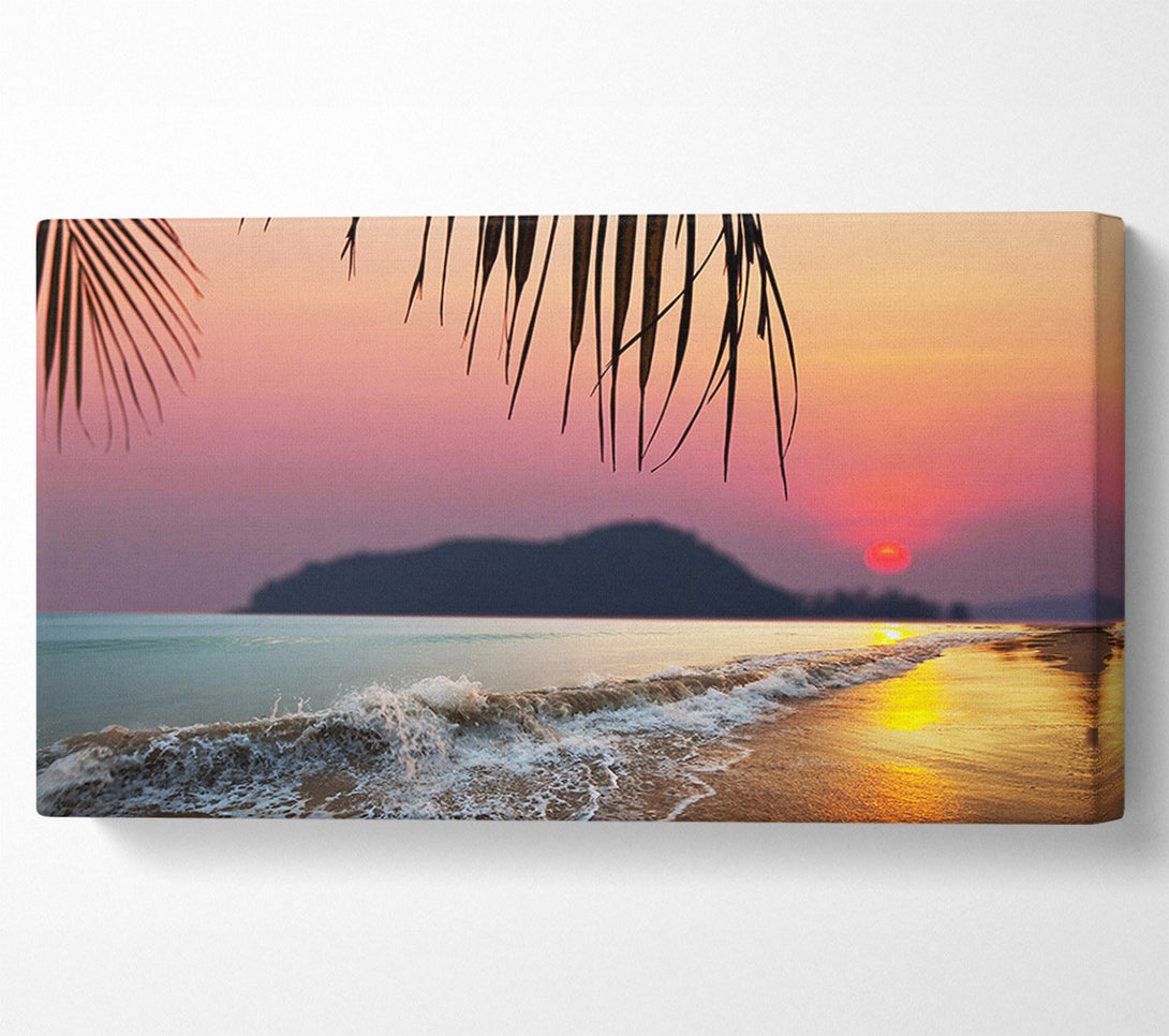  A Canvas Print of Movement Of the Glistening Sunset Canvas Print