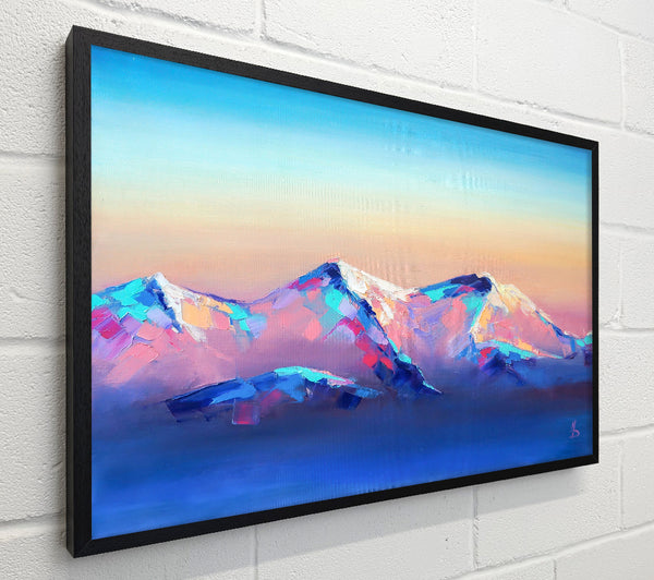 Peak Of The Vibrant Mountains