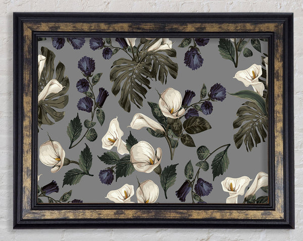 Trumpet Flower Glory Framed Print