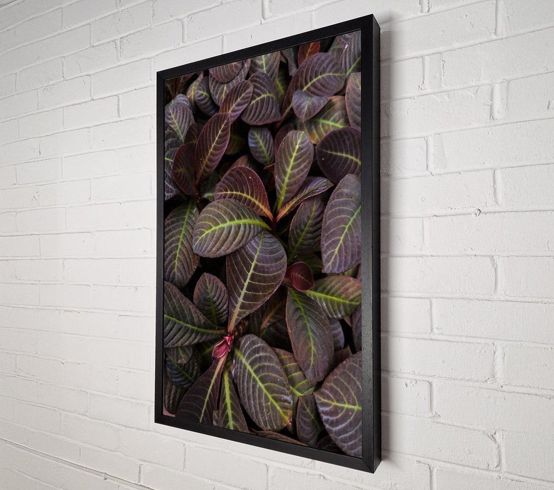  A Canvas Print of Burgundy Leaf Patterns Canvas Wall Art