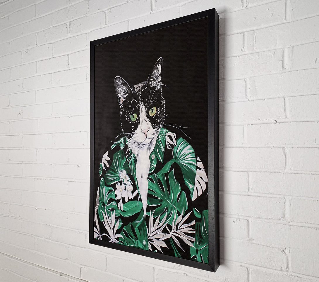  A Canvas Print of Green Feline Fashionista Canvas Art