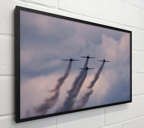 Gray Smoke Formations