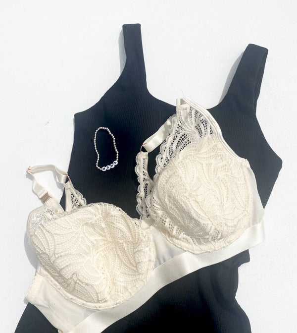 Maternity to Breastfeeding Dress