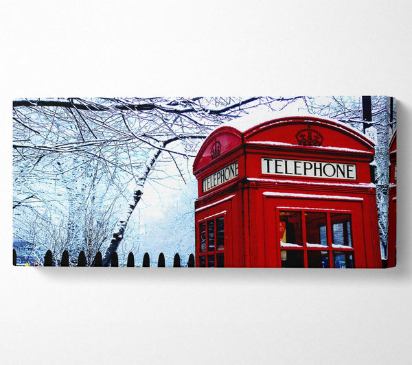 London Telephone Box In The Snow