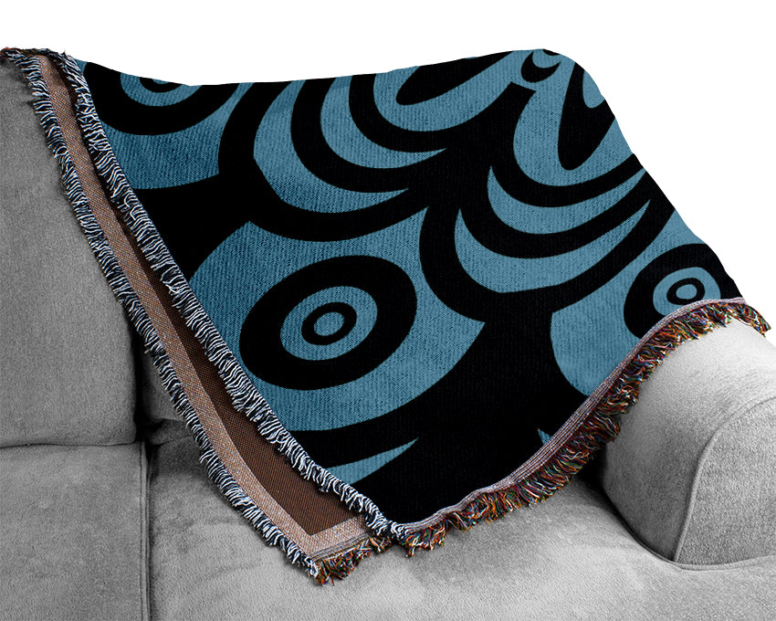 Hypnotic Flower Woven Blanket