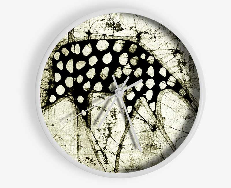 Native Giraffe Clock - Wallart-Direct UK