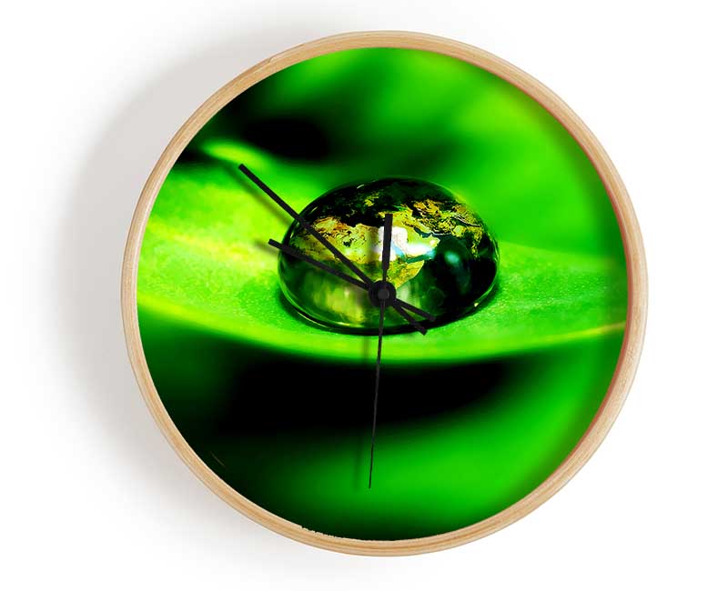 Green Leave Water Droplet Clock - Wallart-Direct UK