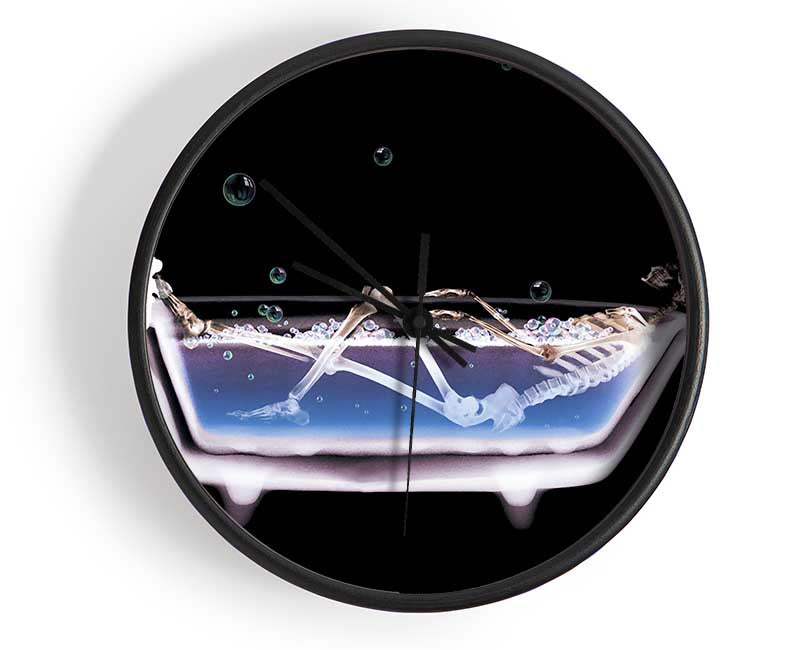 Bubble Bath Skeleton Clock - Wallart-Direct UK
