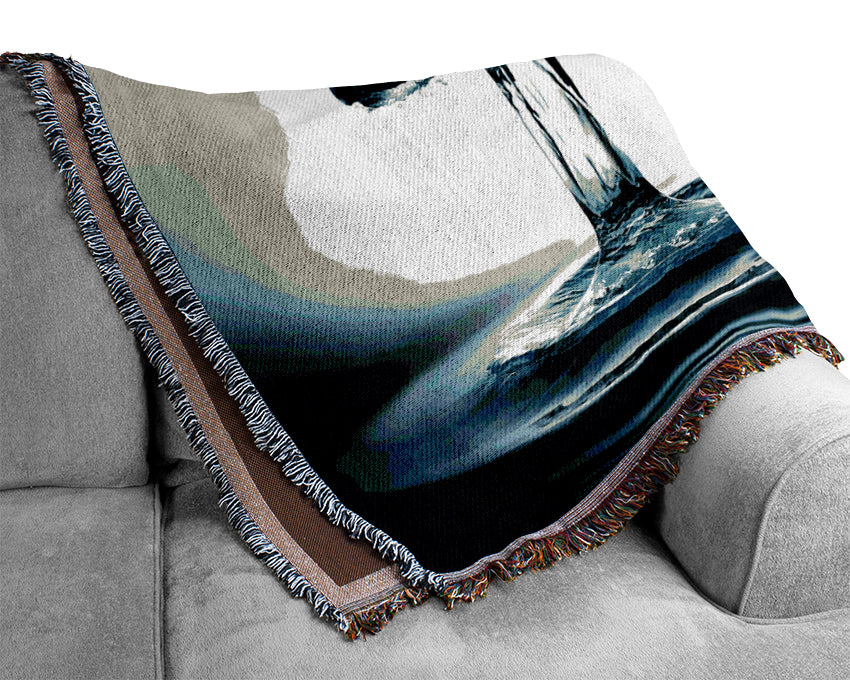 Water Bomb Woven Blanket