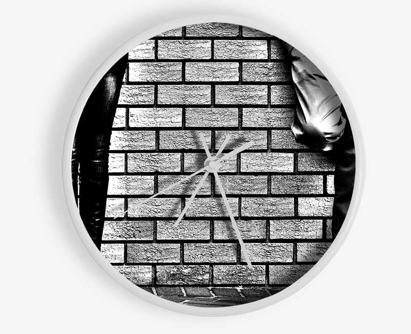 Hangin Round Clock - Wallart-Direct UK