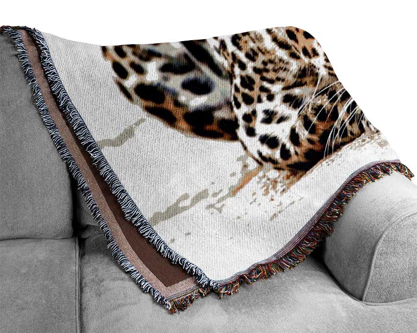Leopard Staring Woven Blanket