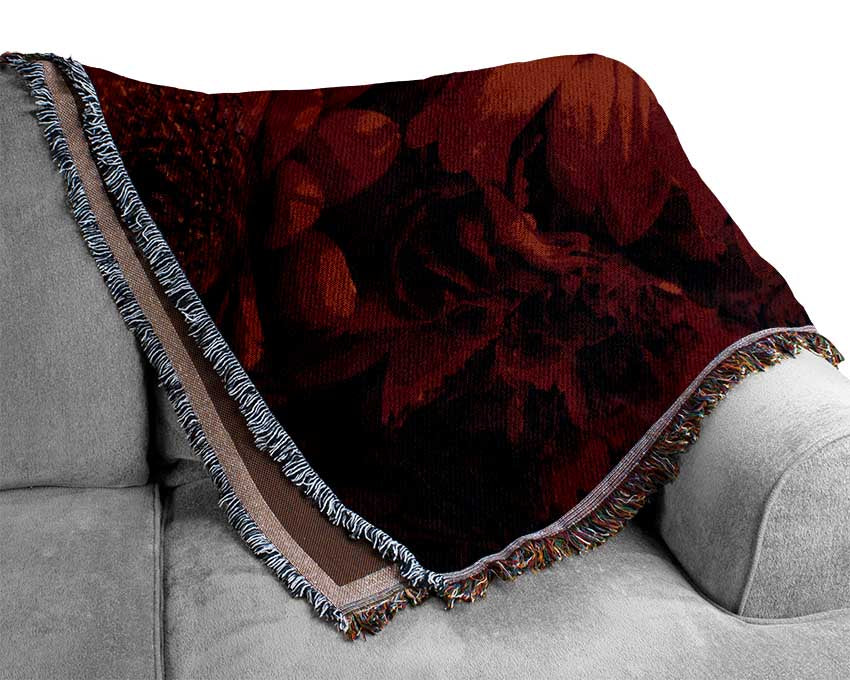 Red dying flowers Woven Blanket