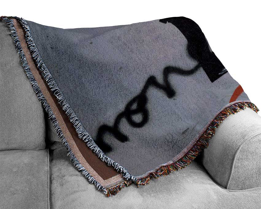 Kissing under the umbrella graffiti Woven Blanket