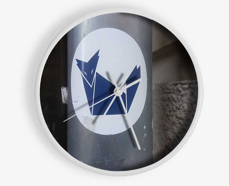 Fox on a post Clock - Wallart-Direct UK